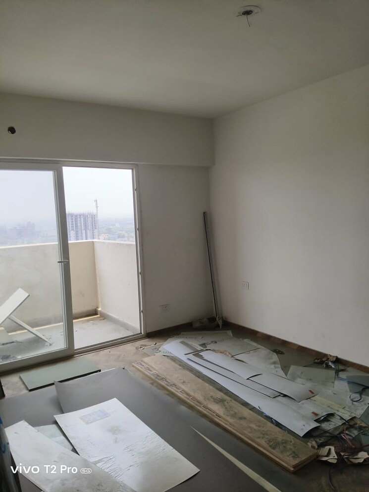 Room, tulip-yellow 3 Bedroom 1704 Sq.Ft. Apartment In Sector 69 Gurgaon 9023930