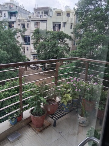 Balcony in 3 BHK Apartment at Cameron Courts, Sector 43 – for Rent