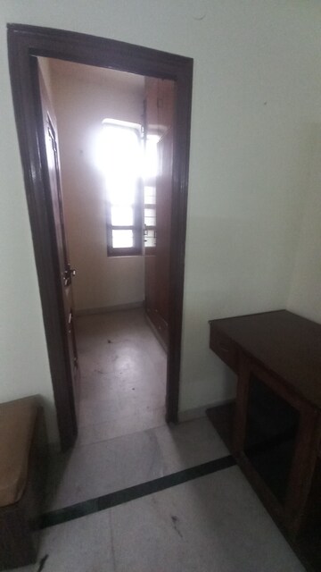 Room in 3 BHK Builder Floor at Sector 23 – for Rent