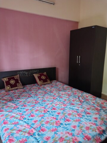 Furnished Amenities in 2 BHK Apartment at Andheri West – for Rent