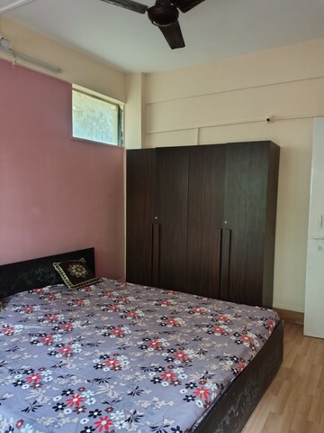 Furnished Amenities in 2 BHK Apartment at Andheri West – for Rent