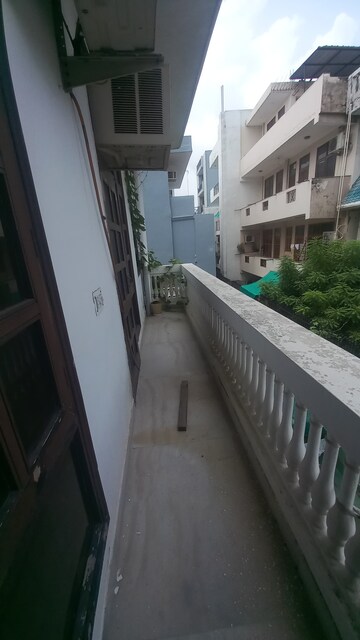 Balcony in 3 BHK Builder Floor at Sector 23 – for Rent