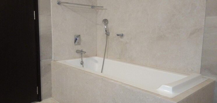 Bathroom, brigade-caladium 4 Bedroom 4310 Sq.Ft. Apartment In Hebbal Bangalore 9023929