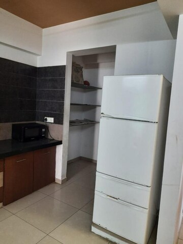  4 BHK Apartment at Shela – for Rent