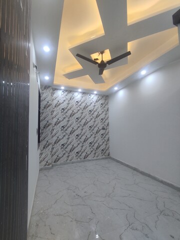 Staircase in 3 BHK Builder Floor at Sector 73 – for Sale