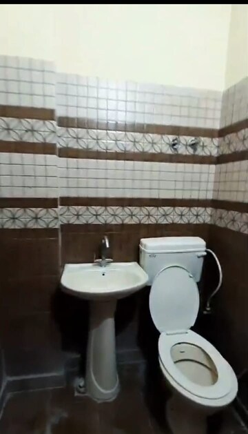 Bathroom in 2 BHK Builder Floor at Vasundhara Sector 5 – for Rent