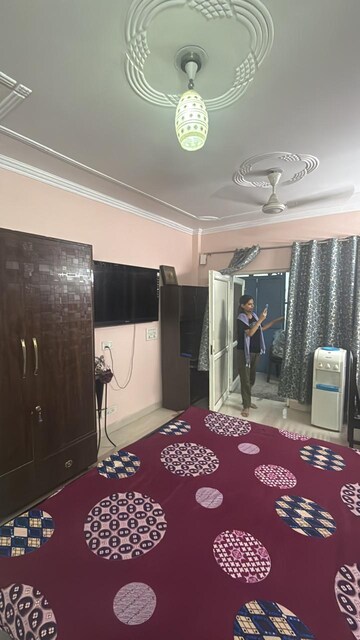 Bedroom in 1 BHK Builder Floor at Kalkaji – for Rent