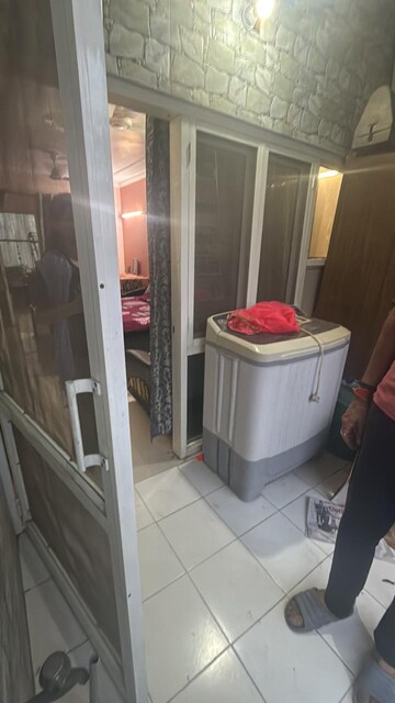  1 BHK Builder Floor at Kalkaji – for Rent