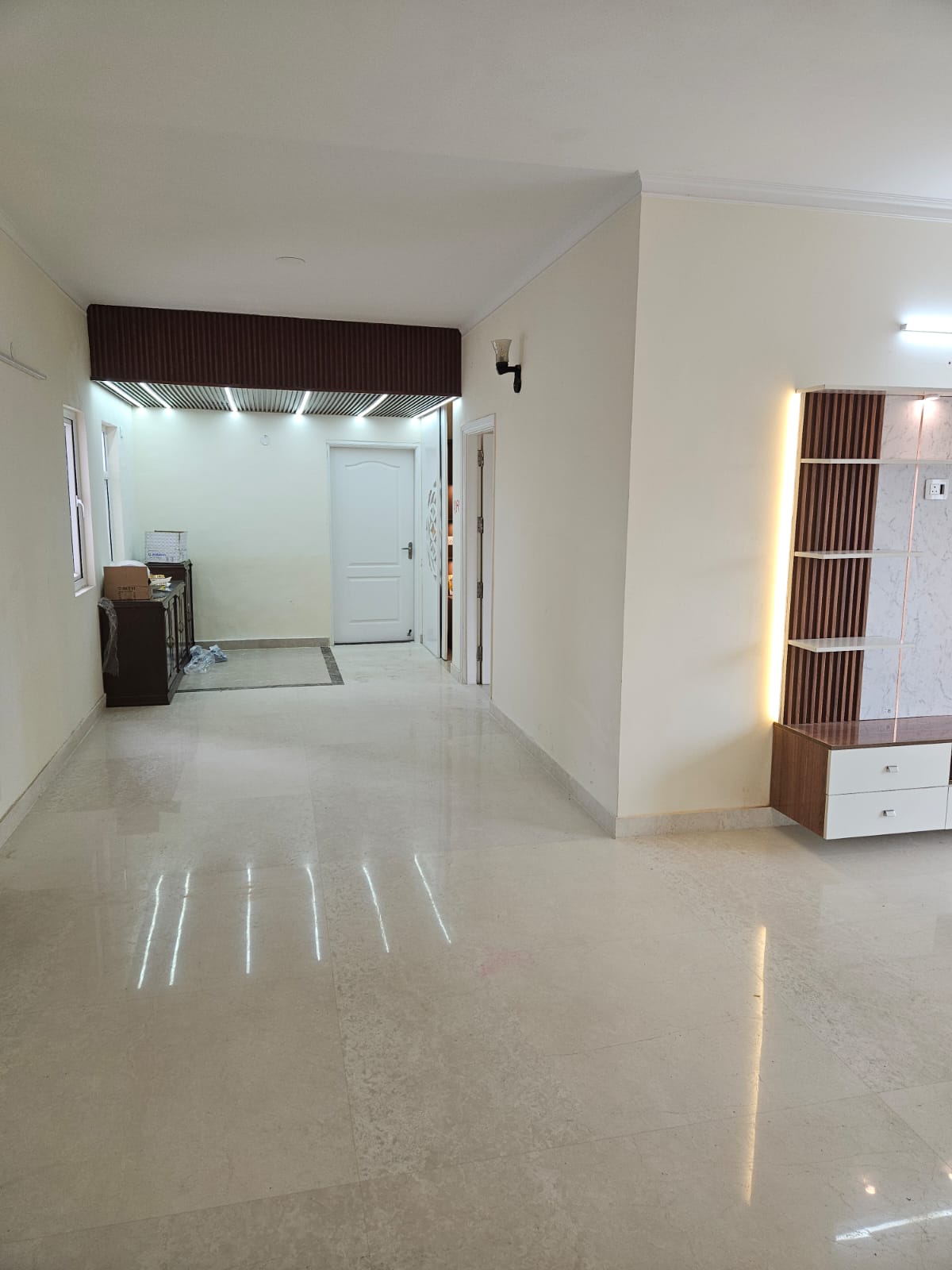2 BHK Apartment For Rent in Shree Vardhman Victoria
