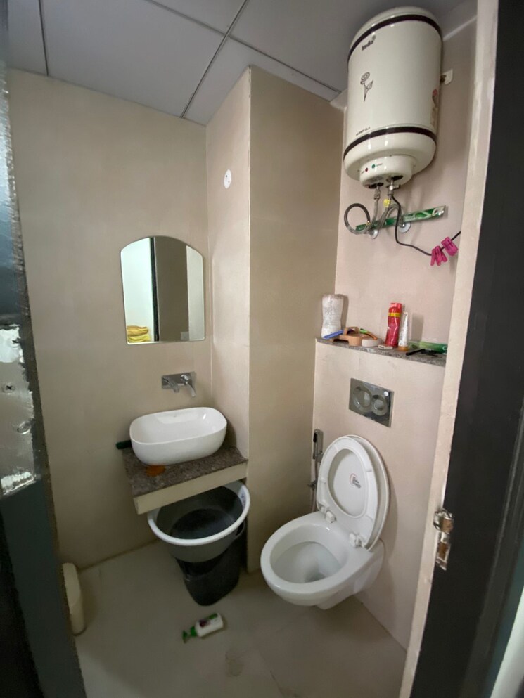 Bathroom, affinity-greens 3.5 Bedroom 1580 Sq.Ft. Apartment In International Airport Road Zirakpur 9023994