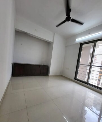 Kitchen in 2 BHK Apartment at Runwal Eirene, Balkum Pada – for Rent