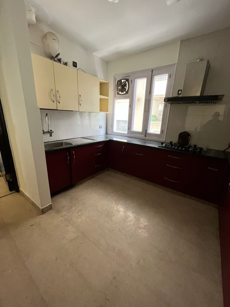 Kitchen, saket 3 Bedroom 2000 Sq.Ft. Builder Floor In Saket Delhi 9024017