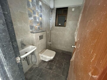 Bathroom in 3 BHK Apartment at Dn Nagar – for Rent