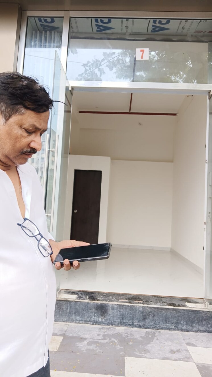 undefined, dgs-sheetal-regalia Commercial Shop 150 Sq.Ft. In Borivali East Mumbai 9024046