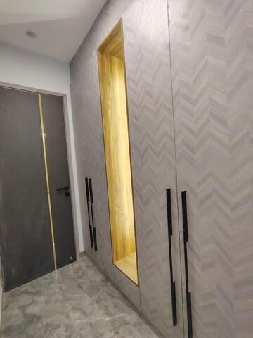 Building Lobby in 3 BHK Builder Floor at DLF Queens Court, Greater Kailash ii – for Rent