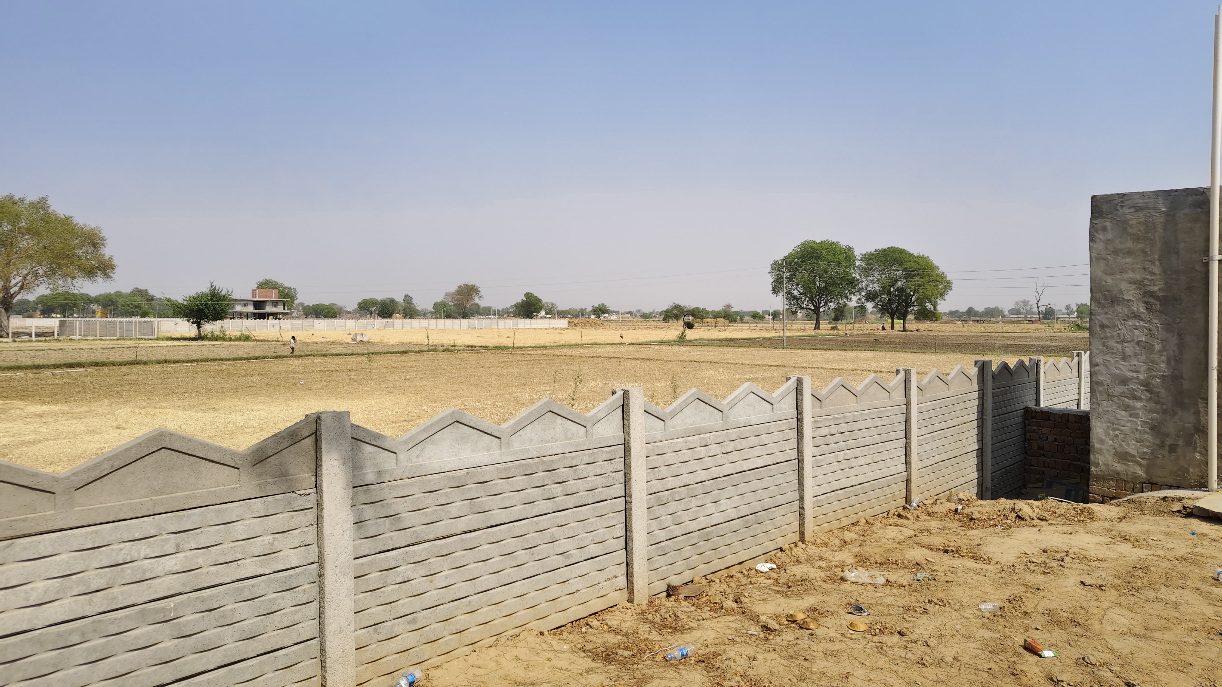 Plot For Sale in Jattari