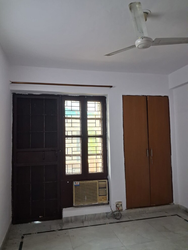 Room, m2k-the-white-house 2.5 Bedroom 1350 Sq.Ft. Builder Floor In Sector 57 Gurgaon 9024055