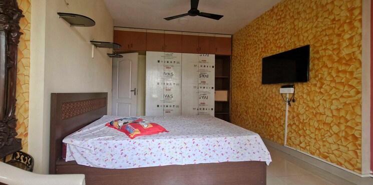 Bedroom, dn nagar 3 Bedroom 1350 Sq.Ft. Apartment In Dn Nagar Mumbai 9024058