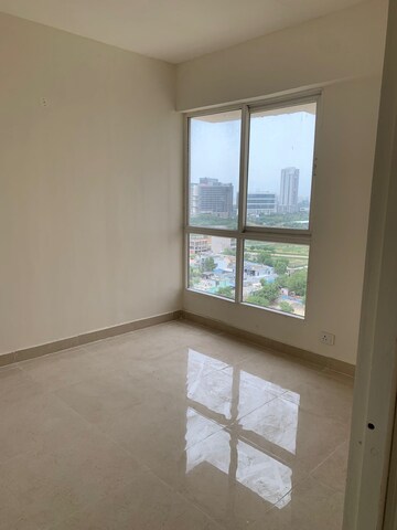 Room in 2 BHK Apartment at Zara Aavaas, Sector 104 – for Rent