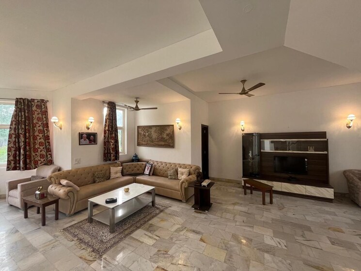  Parking, saket 2.5 Bedroom 1500 Sq.Ft. Builder Floor In Saket Delhi 9024102