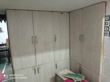 Furnished Amenities in 4 BHK Apartment at Navrangpura – for Rent