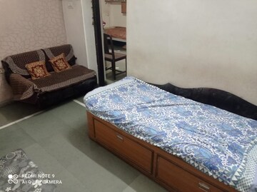 Bedroom in 4 BHK Apartment at Navrangpura – for Rent
