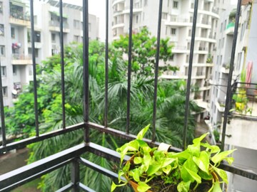 Balcony in 3 BHK Apartment at Tejas Estate Poorva Residency, Pimple Saudagar – for Rent