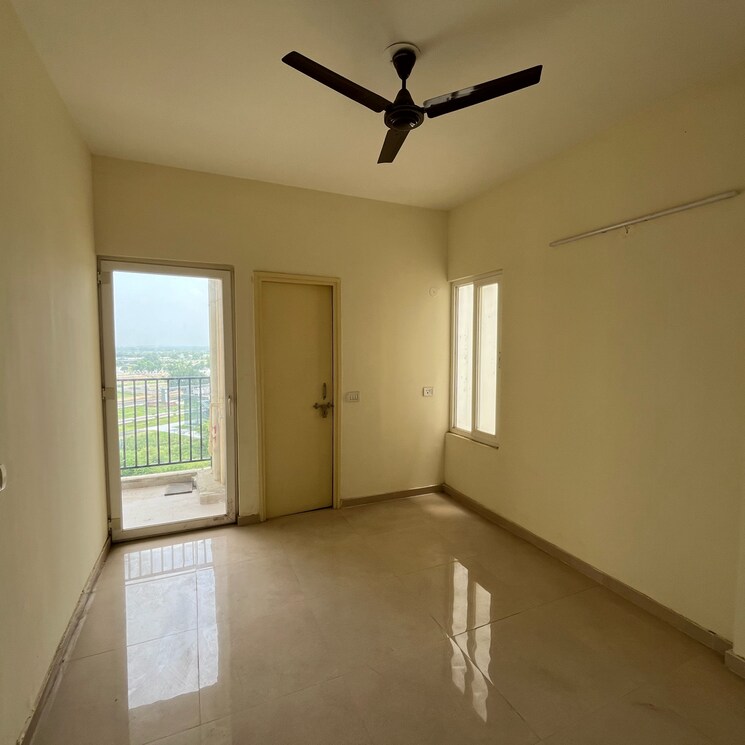 Master Bedroom, gls-arawali-homes-phase-2 3 Bedroom 645 Sq.Ft. Apartment In Sohna Sector 4 Gurgaon 9024144