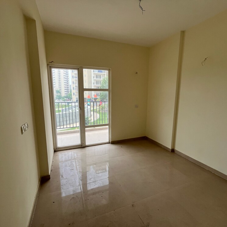 Room, gls-arawali-homes-phase-2 3 Bedroom 645 Sq.Ft. Apartment In Sohna Sector 4 Gurgaon 9024144