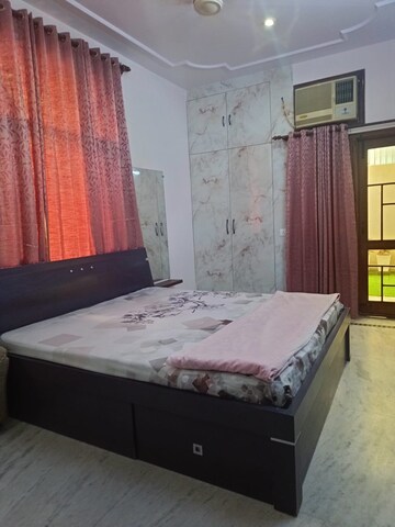 Bedroom in 2 BHK Independent House at Sector 46 – for Rent