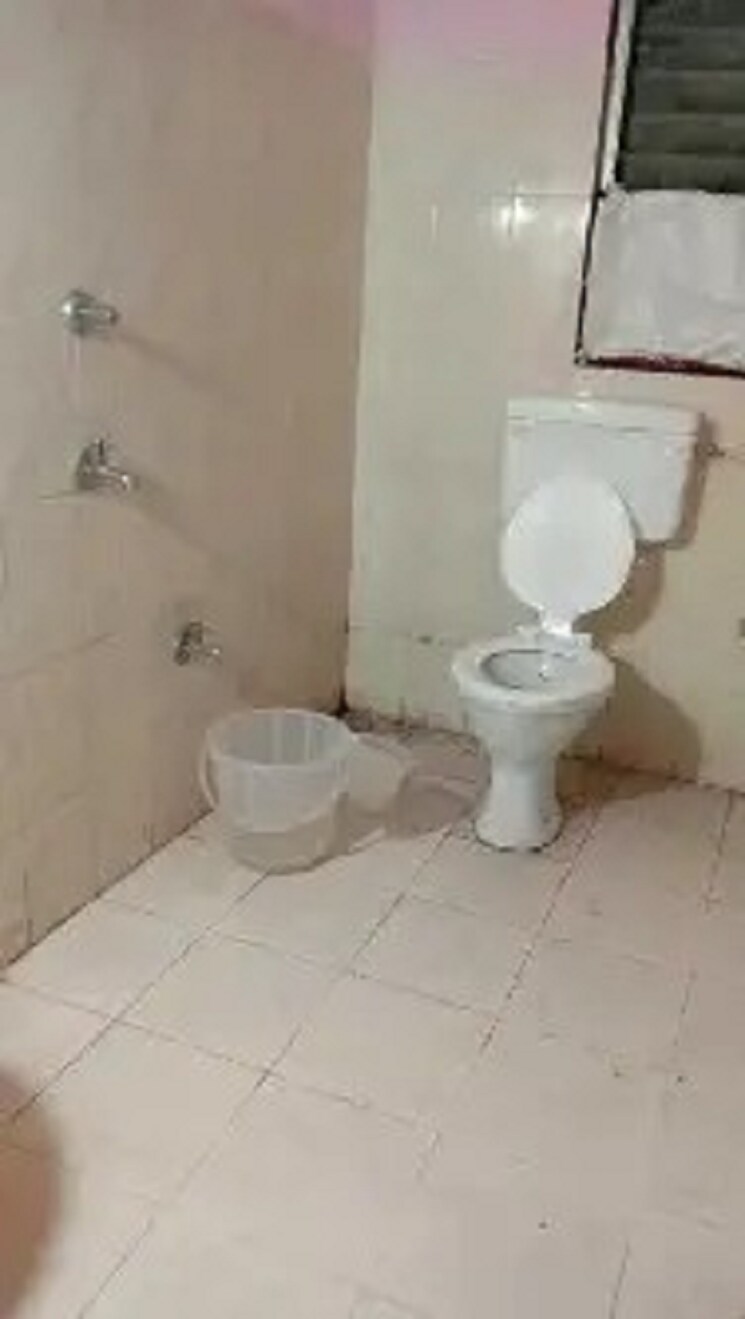 Bathroom, phoolbagan 2 Bedroom 587 Sq.Ft. Apartment In Phoolbagan Kolkata 9024077