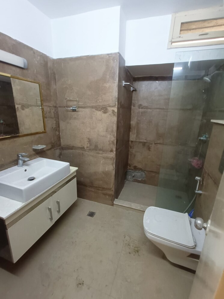 Team Area, greater kailash i 3 Bedroom 3000 Sq.Ft. Builder Floor In Greater Kailash I Delhi 9024204