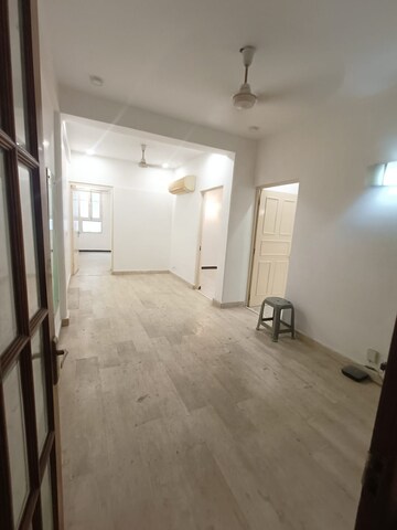 Room in 3 BHK Builder Floor at Greater Kailash I – for Rent