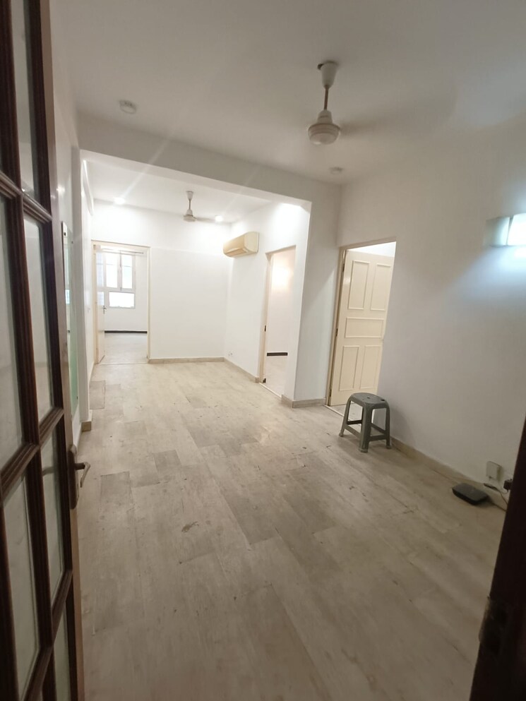 Room, greater kailash i 3 Bedroom 3000 Sq.Ft. Builder Floor In Greater Kailash I Delhi 9024204