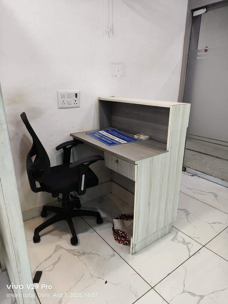 Team Area, netaji subhash place Commercial Office Space 624 Sq.Ft. In Netaji Subhash Place Delhi 9024215