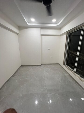 Room in 2.5 BHK Apartment at Alag Ashtapad, Ghatkopar East – for Rent