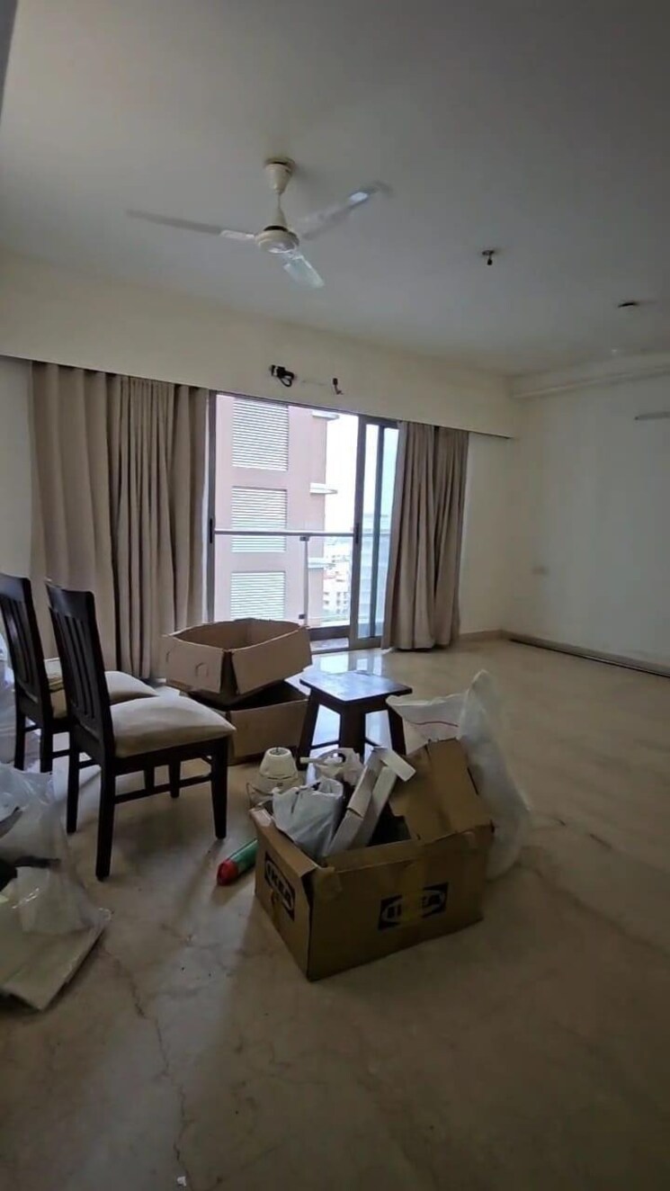 Team Area, four bunglows 3 Bedroom 1467 Sq.Ft. Apartment In Four Bunglows Mumbai 9024242