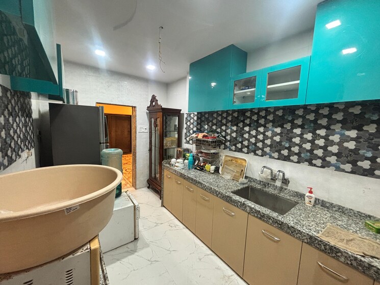 Kitchen, juhu 5 Bedroom 3700 Sq.Ft. Villa In Juhu Mumbai 9024321
