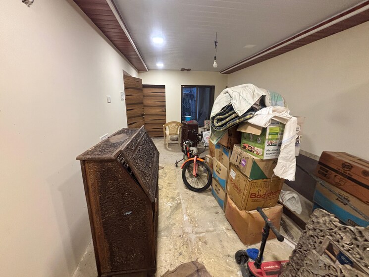 undefined, juhu 5 Bedroom 3700 Sq.Ft. Villa In Juhu Mumbai 9024321