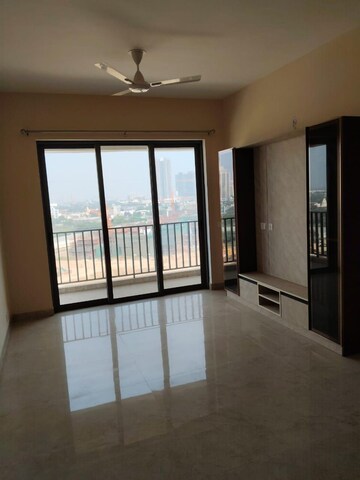 2 BHK Apartment For Rent in Paras Dews, Sector 106