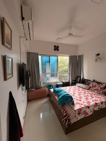 Bedroom in 2 BHK Apartment at Vijaya Heights Matunga East, Matunga East – for Rent