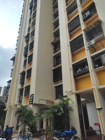  Pg – Exterior View View at Balkum Pada - for Rent