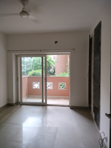 Room in 3 BHK Apartment at Nimbus The Hyde park, Sector 78 – for Rent
