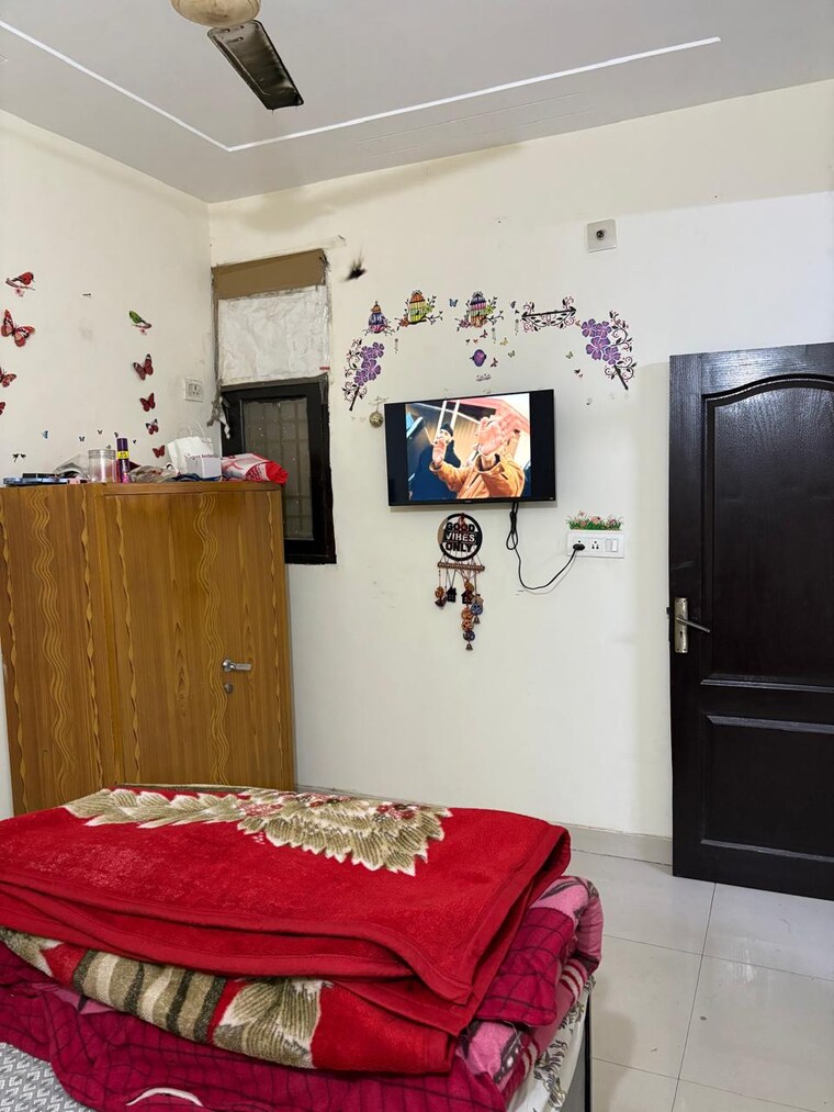 Bedroom, rwa-apartments-sector-121 1 Bedroom 550 Sq.Ft. Apartment In Sector 121 Noida 9024329