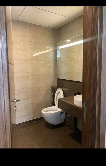 Bathroom in 3 BHK Apartment at M3M Golf Estate, Sector 65 – for Rent