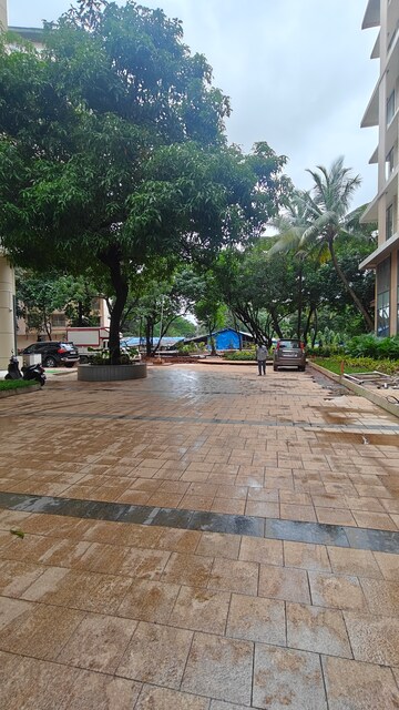 Parking in 2 BHK Apartment at Hubtown Seasons, Chembur – for Rent