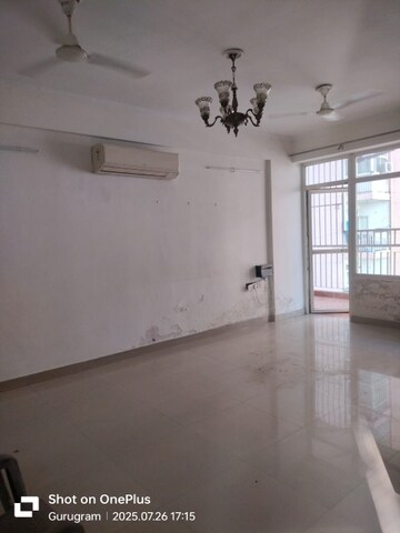 Room in 3.5 BHK Apartment at Maxworth Premier Urban, Sector 15 – for Rent