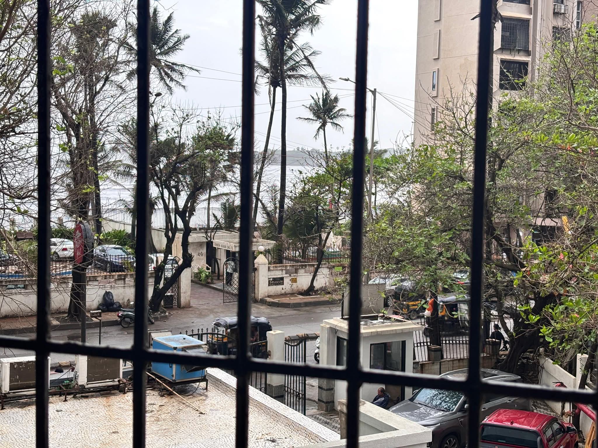 2 BHK + Pooja Room Apartment For Rent in Mount Sea View Apartment