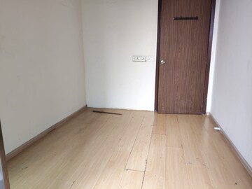 Room in 3 BHK Apartment at Andheri West – for Rent