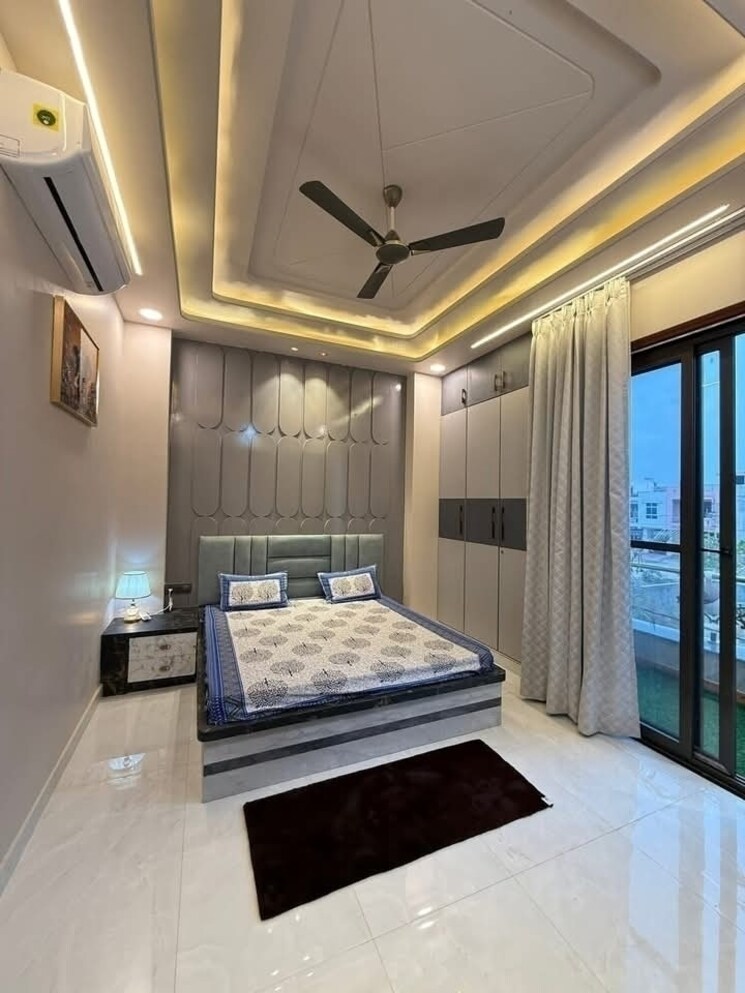 Bedroom, igi airport area 3 Bedroom 1000 Sq.Ft. Builder Floor In Igi Airport Area Delhi 9024373
